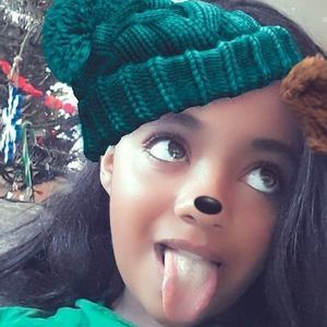 Meet your Posher, Kylee